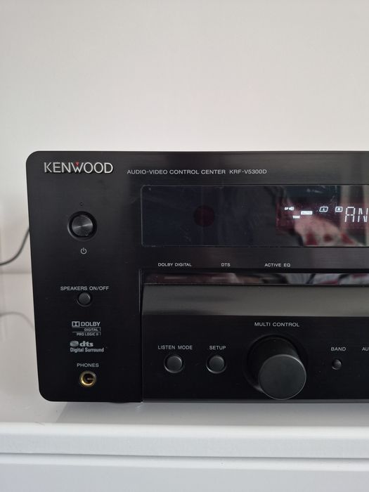 Vând Amplituner Kenwood V5300