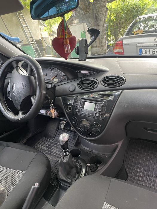 FORD Focus 2004 — imagine 3