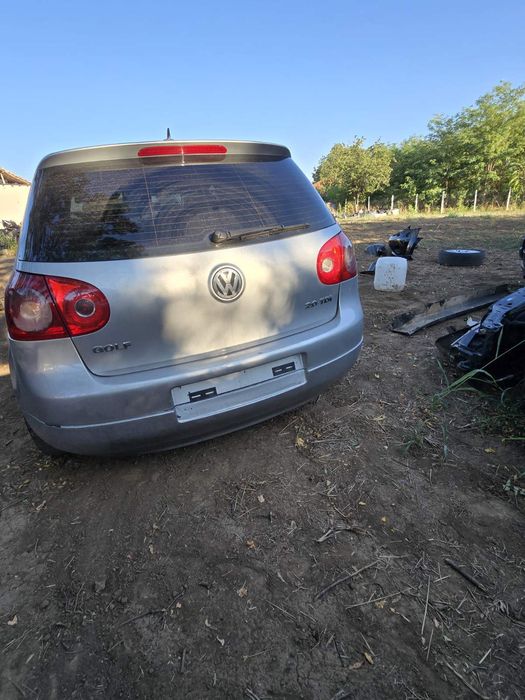 • Продавам Голф 5 2.0tdi 140кс. BKD на ЧАСТИ, както и ВСЯКАКВИ Части