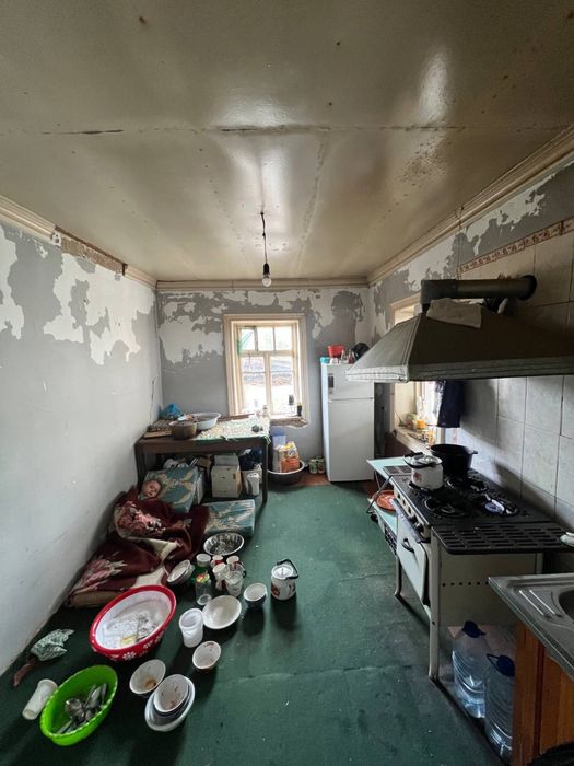 Ynagiyolda uy sotiladi zor narxta ulgurila