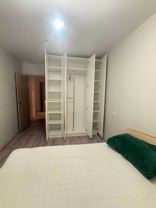 трехкомнатная квартира