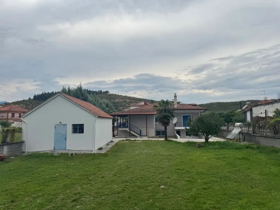 Уютна къща в село Ксифиани, Гърция  – тишина и природа