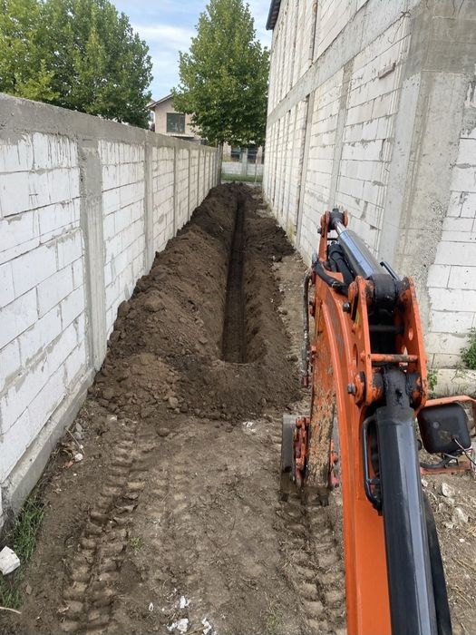 De inchiriat Miniexcavator 24/7  , buldoexcavator ,bobcat ,inchirieri