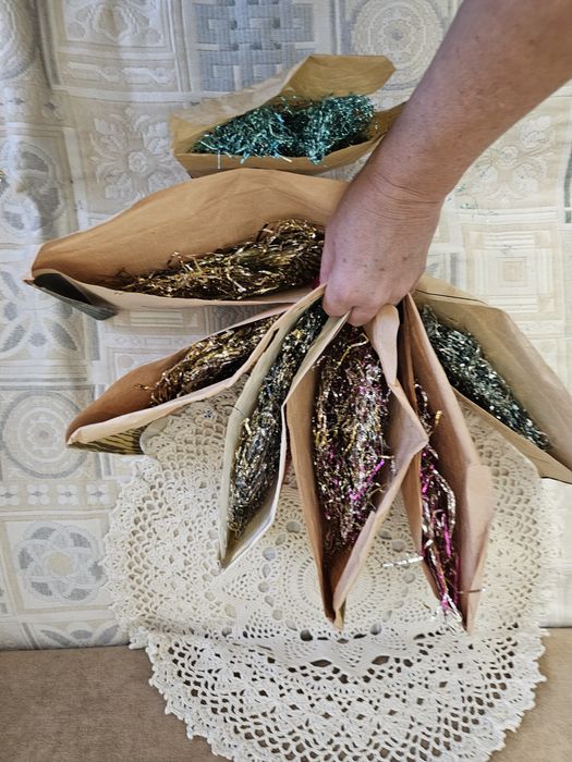 Люстра елочные украшения