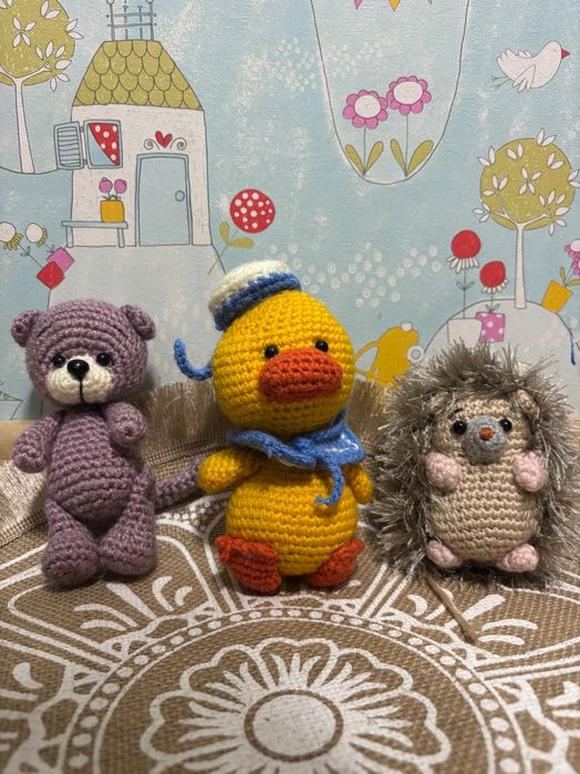Вязаная игрушка ручной работы