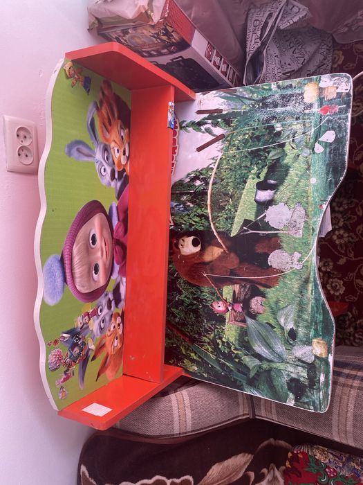 Продаётся детский стул и стол