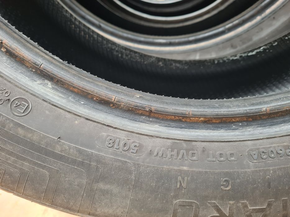 4бр. Летни гуми 205 60 16 Vredestein