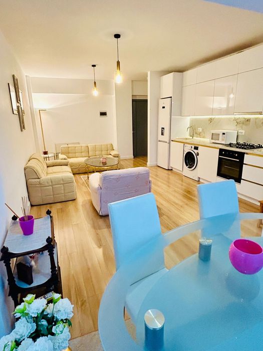 Inchiriez ap 2 camere bloc nou Suceava