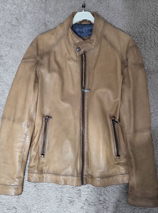 Vând geacă din piele Massimo Dutti