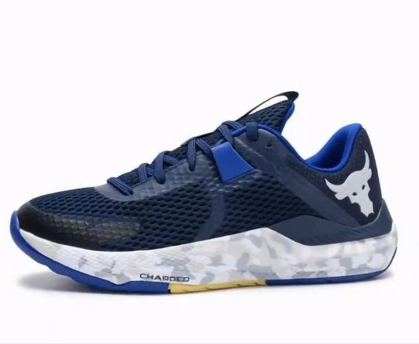 Продам обувь Under Armour