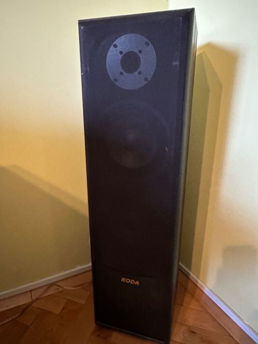 Продавам Onkyo TX-NR575E и колони Koda
