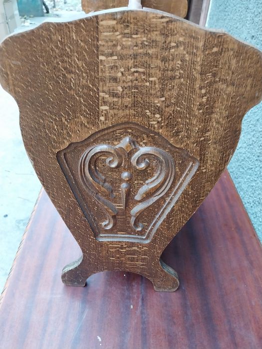 Suport pt.ziare,reviste,lemn