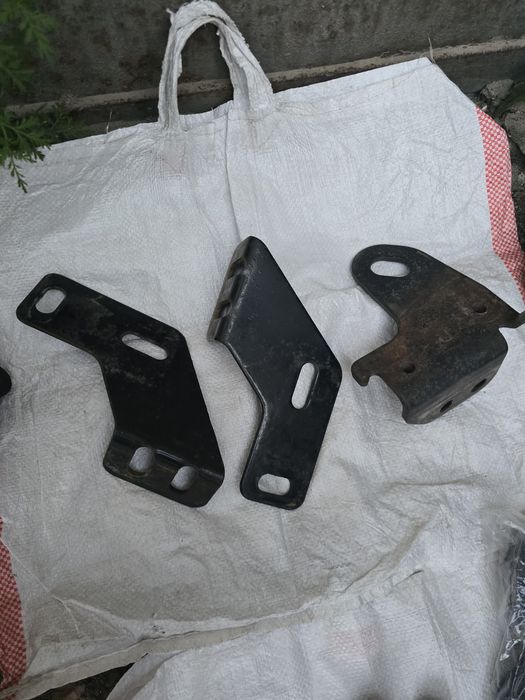 Крепление для буксировочного крюка