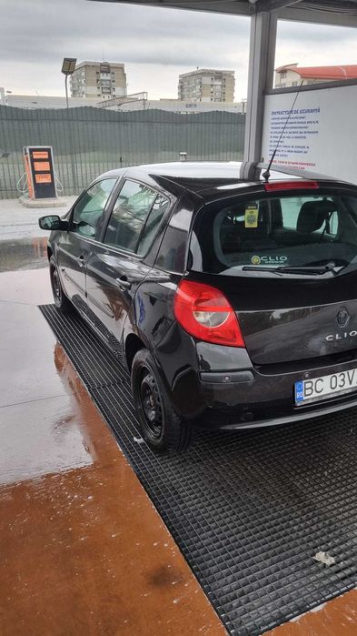 RENAULT Clio 2006 — imagine 4