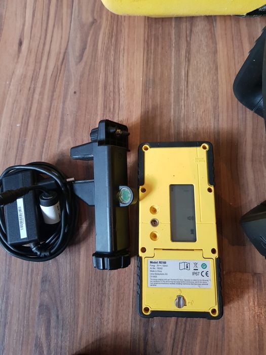 Laser rotativ Leica Rugby CLH