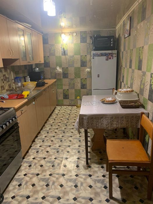 Продам дом на 2 хозяина.