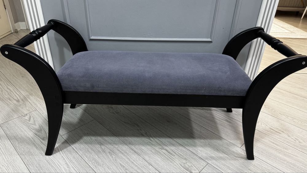 Продам пуфик в хорошем состоянии.