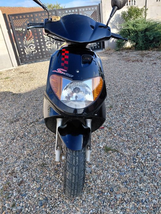 Vând scuter daelim S Five