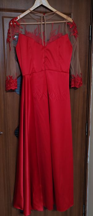 Rochie lungă roșie