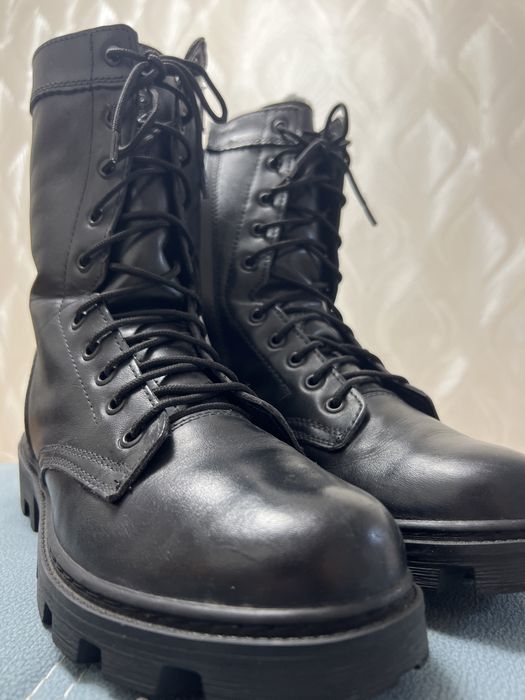 Продам берцы