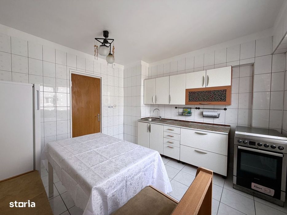 Apartament cu 4 camere de inchiriat – Turda, langa Parcul Regina Mar