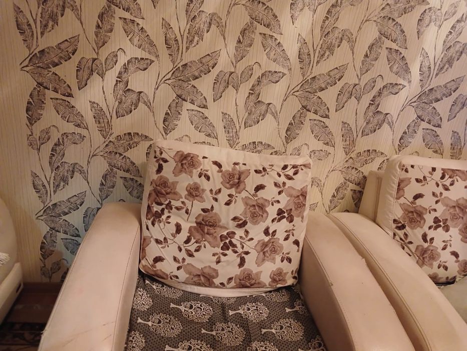 Продается диван и кресло