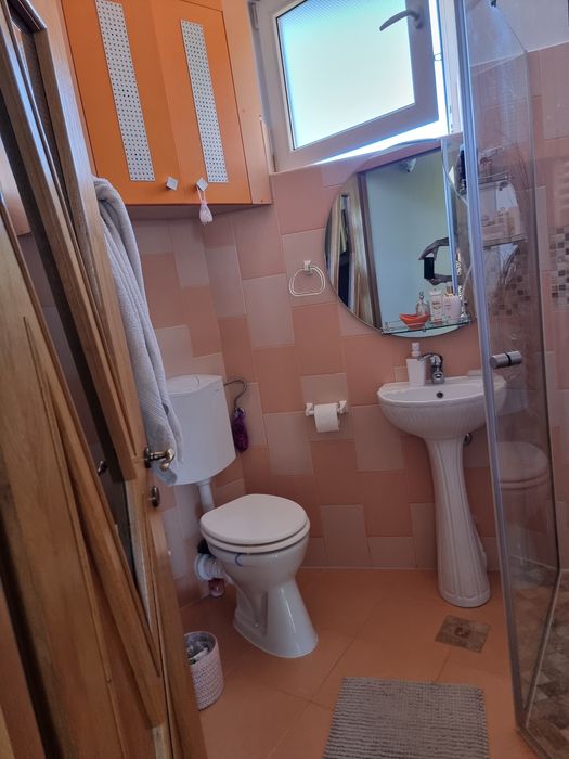 Vand casa zona bunloc    Fara agentie  Direct Proprietar
