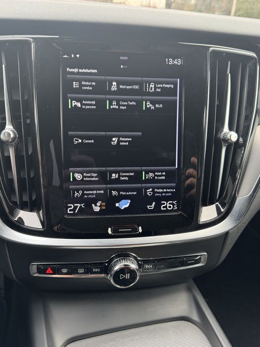 Volvo S60 2022 R Design/keyless/camera/distronic/