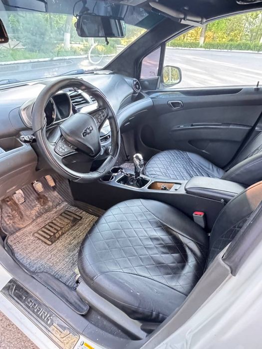 Chevrolet Spark 2012 — 4