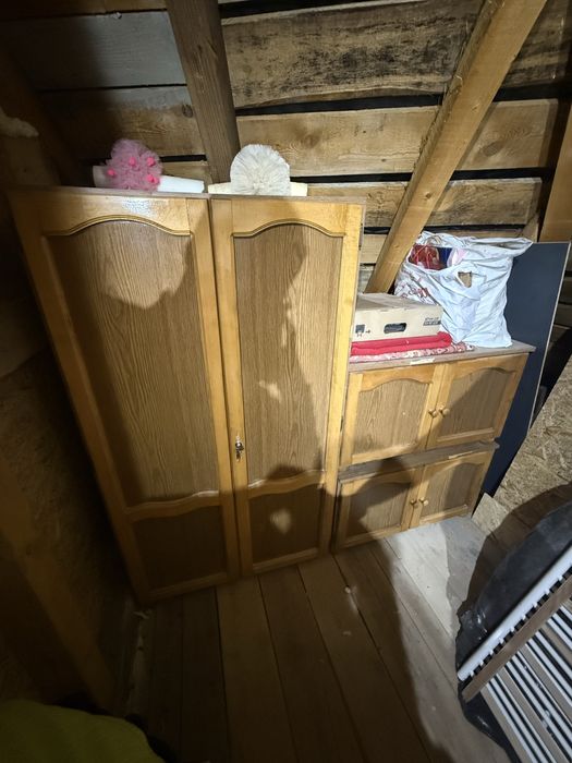 Vand mobila in stare buna