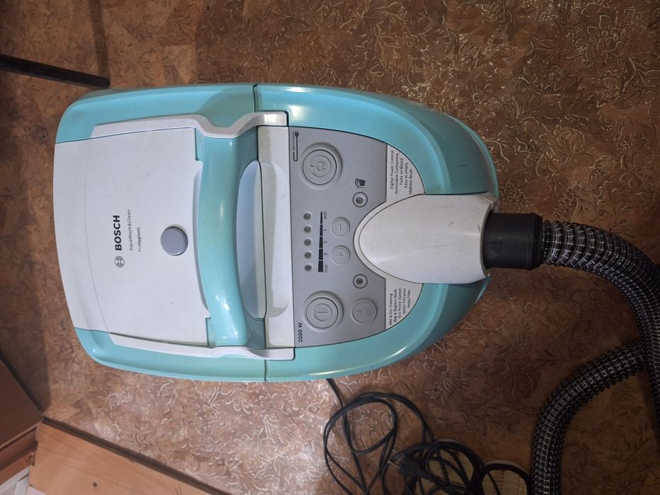 Пылесос BOSCH в хорошем состоянии