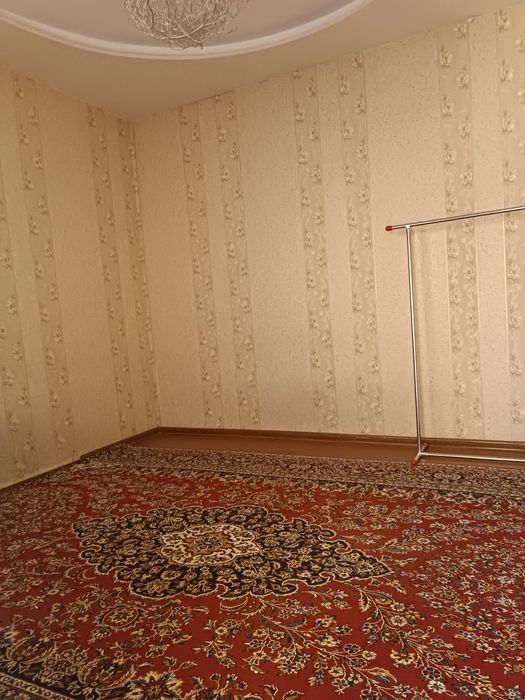 Hovli sotiladi ihcham narhda