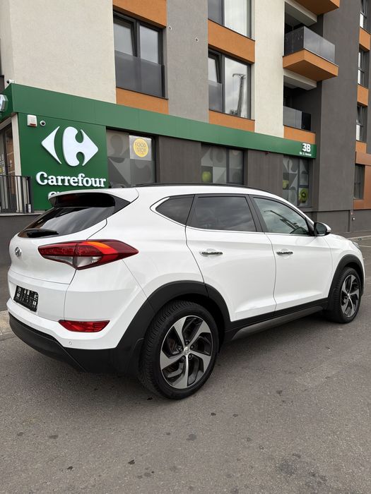 Hyundai Tucson 2.0 Premium  Automat Ventilatie Panoramic