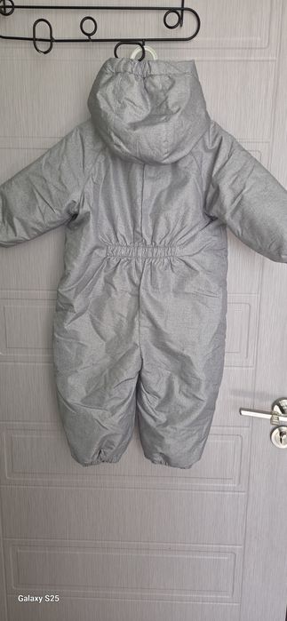 Бебешки зимни гащеризони рр 74