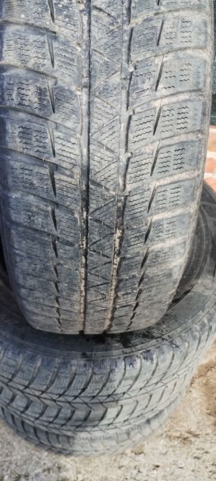 Продавам зимни гуми 17 цола