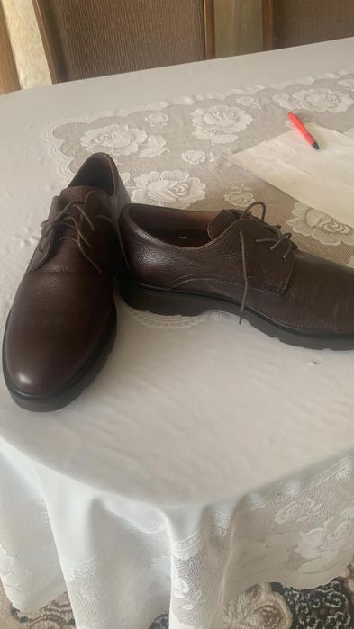 Продам ботинки мужские