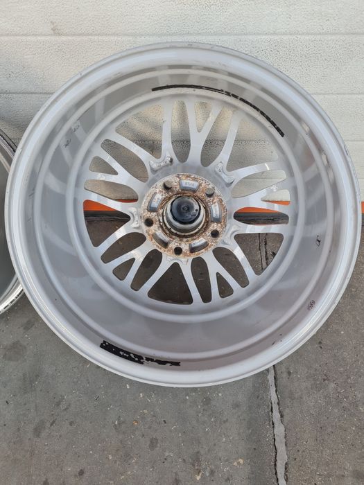 Джанти ALUTEC за BMW E39 E60 R17 5X120 ET13 8.5J