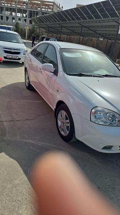 Ласетти.  Сотилади.   76. Та. Пробек