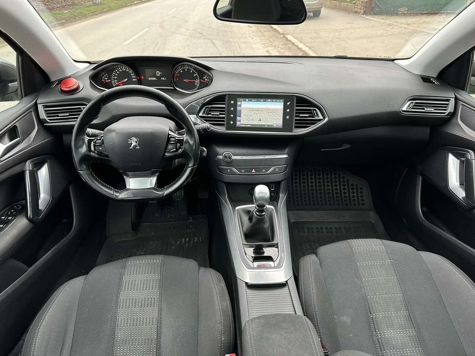 Peugeot 1,2 Puretech 2016г