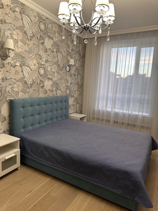 Продам кровать с матрасом