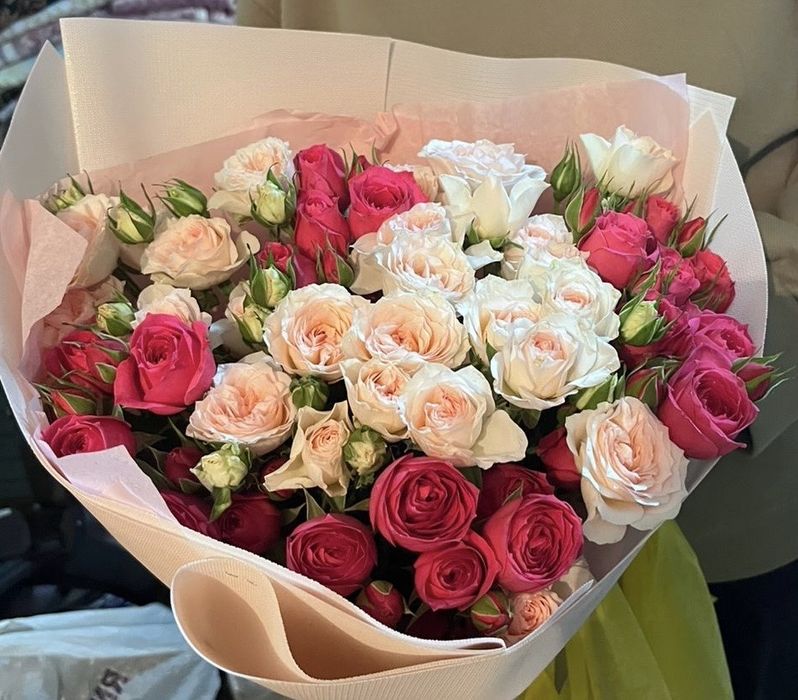 Цветы розы за 10тыс покупал за 18тыс