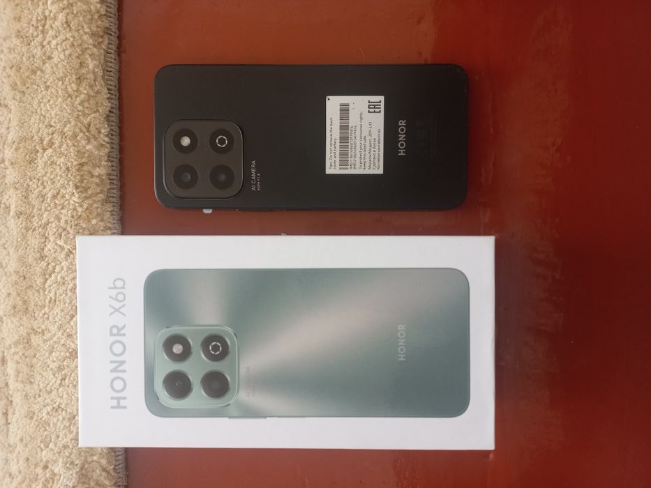 Продается  смартфоны  в отличном состоянии..