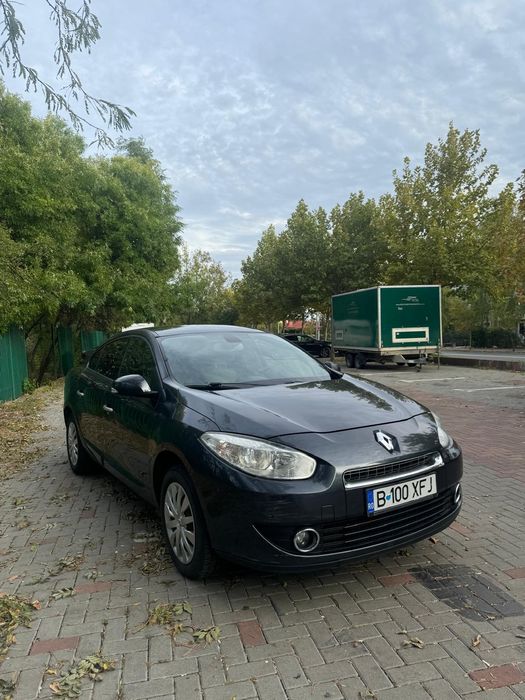 Vând Renault Fluence