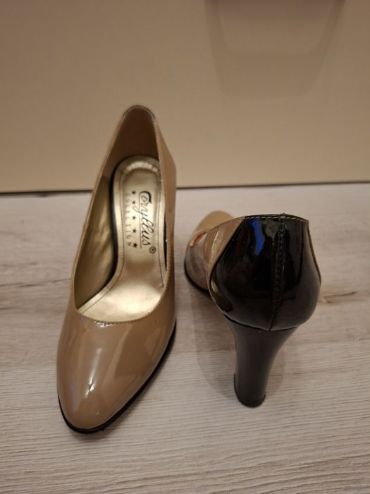 Vand pantofi marime 34