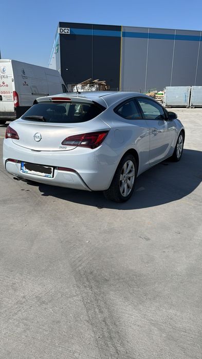 Opel Astra J GTC, 1.4 140cp, manuala, 2013, stare buna