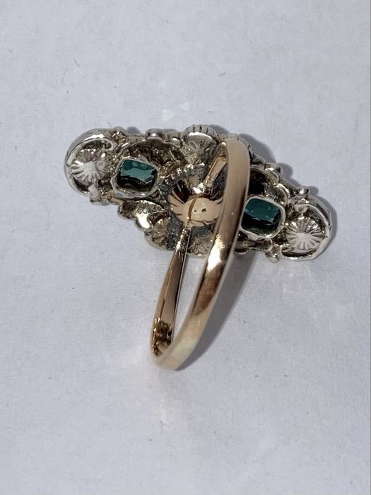 Inel antic aur 18kt.cu safire albe si turmaline