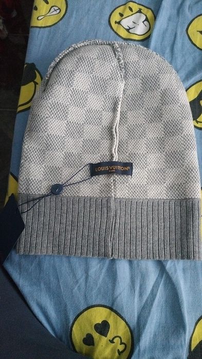 Vind Căciulă Nouă Cu etichetă Louis Vuitton