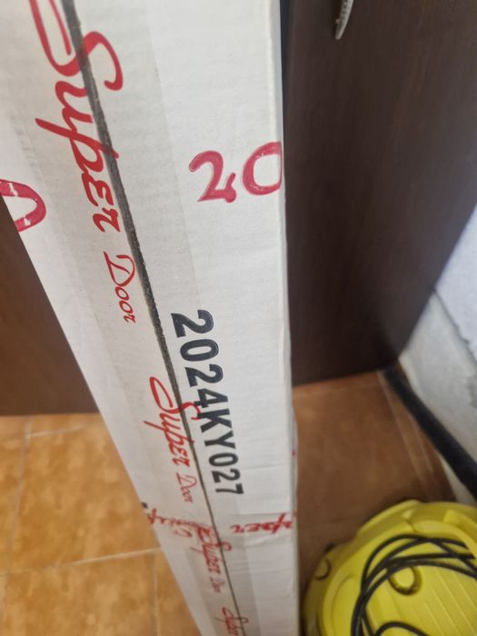 Toc pt usa interior nou