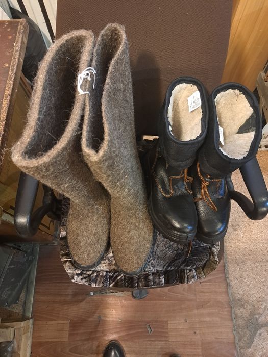 Продам валенки сапоги утепленные