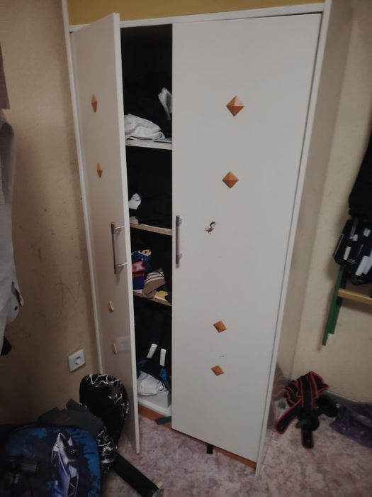 Продам кровать и шкаф